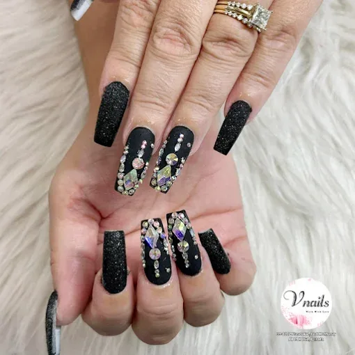 V Nails Fort McMurray — Beauty Salon & Nail Services thumbnail 7